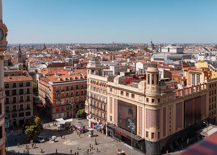 Charlotte-Gran VíaHostal